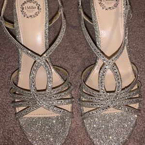 I. MILLER Gold Statement Heels Size US 7.
